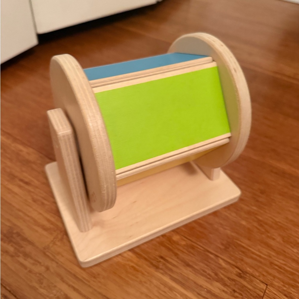 Lovevery Spinning Drum Toy